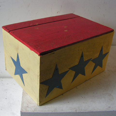 CRATE, Circus Cream Red & Blue (45 x 30 x 24cm H)